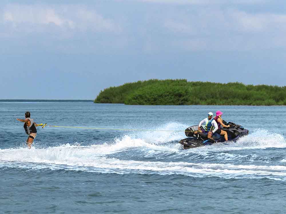 2024 SeaDoo GTX 230 Specs Top Speed, HP, Dimensions JetDrift