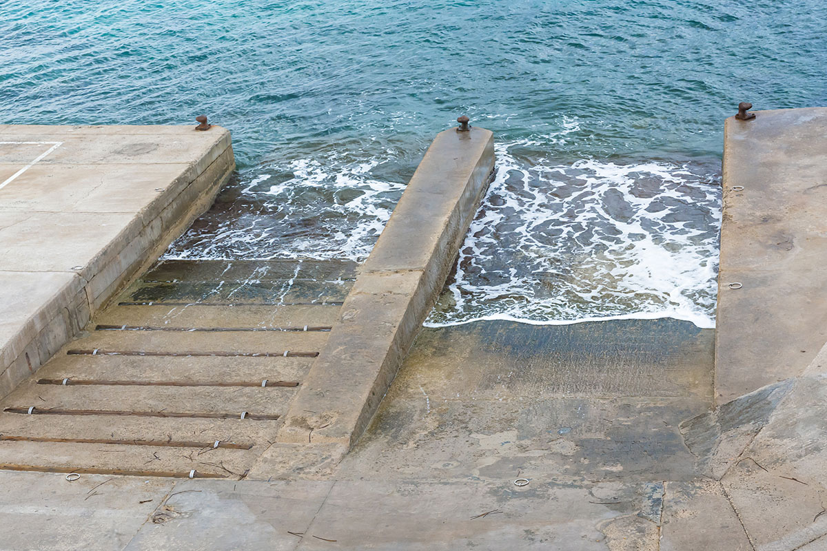 Some public boat ramps have concrete dividers