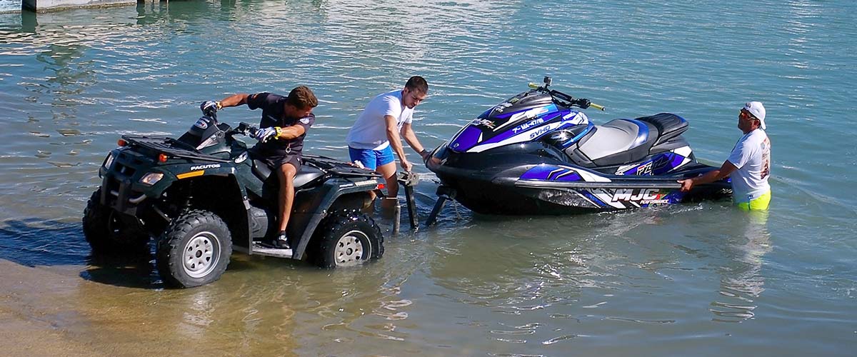 8 Simple Ways to Store a Jet Ski on Boat Swim Platform [Video] - JetDrift