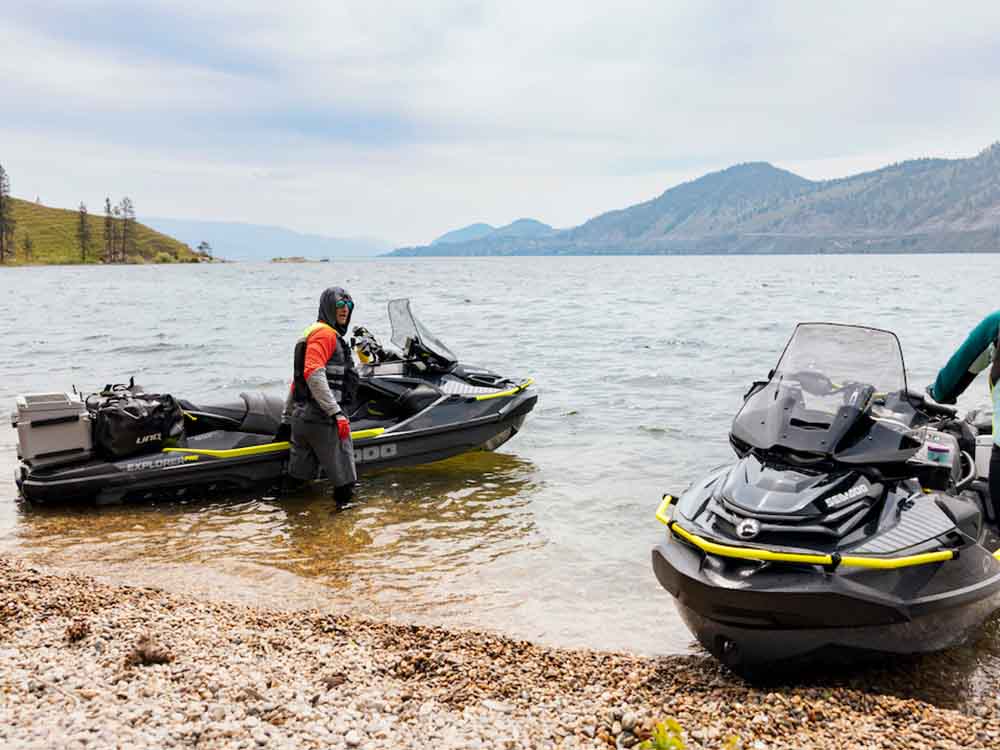 2024 SeaDoo Explorer Pro 230 Specs Top Speed, HP, Dimensions JetDrift